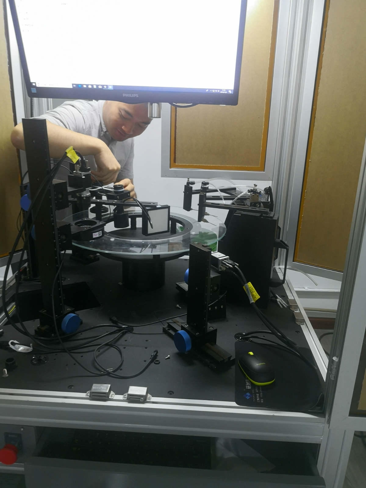 機(jī)器視覺檢測設(shè)備